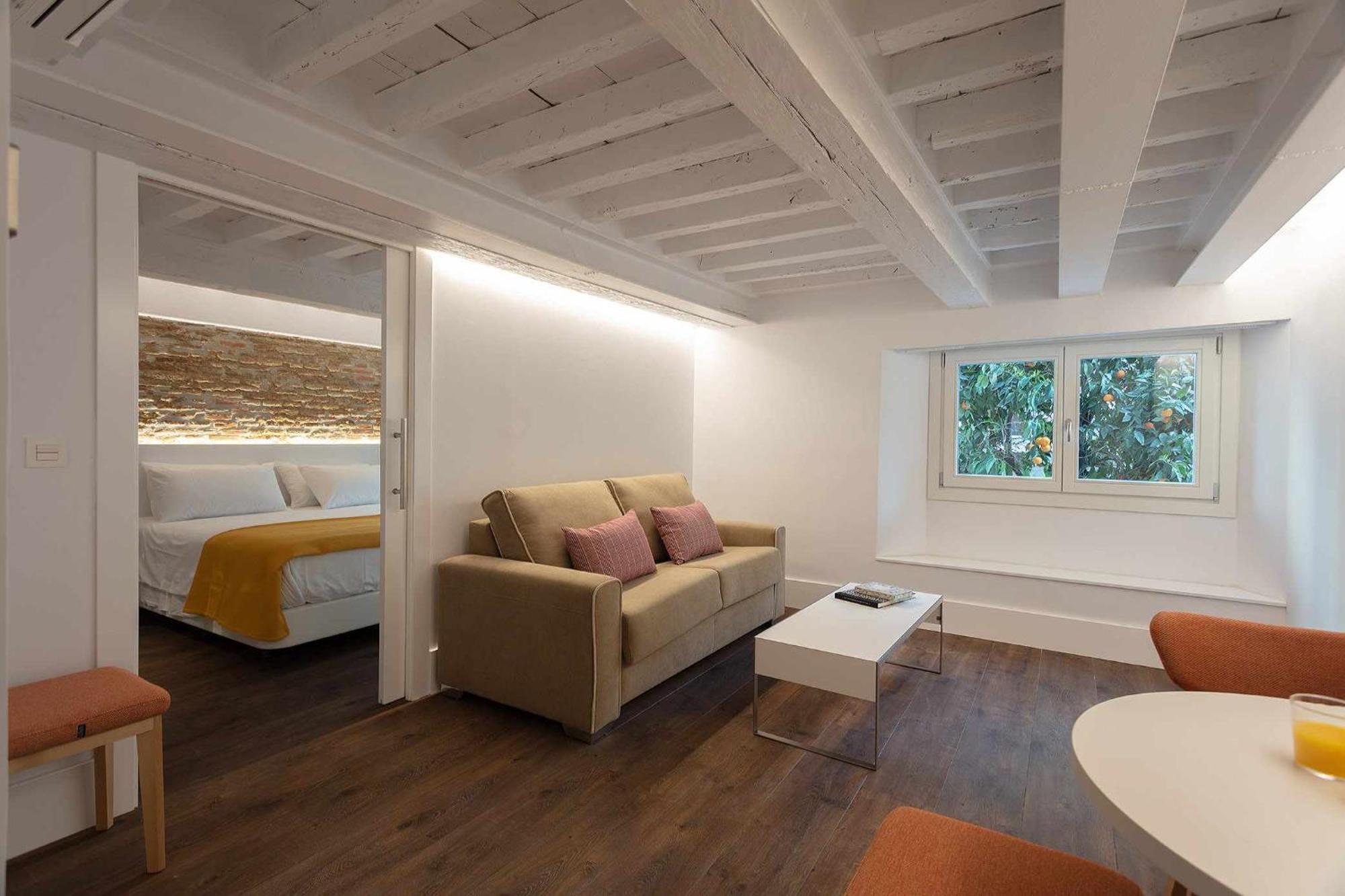Standard Apartment,1588377485:JPEG